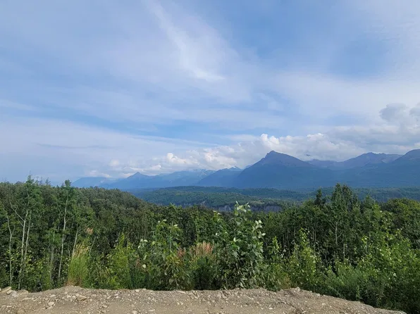 12164 N Glenn Hwy, Sutton, AK 99674