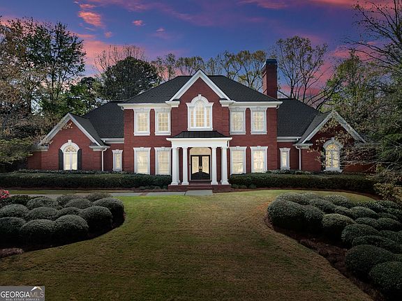 2nd image of 2520 Heritage Ct
