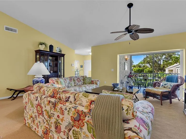 780 Willowbrook Dr #707 — Photo 8