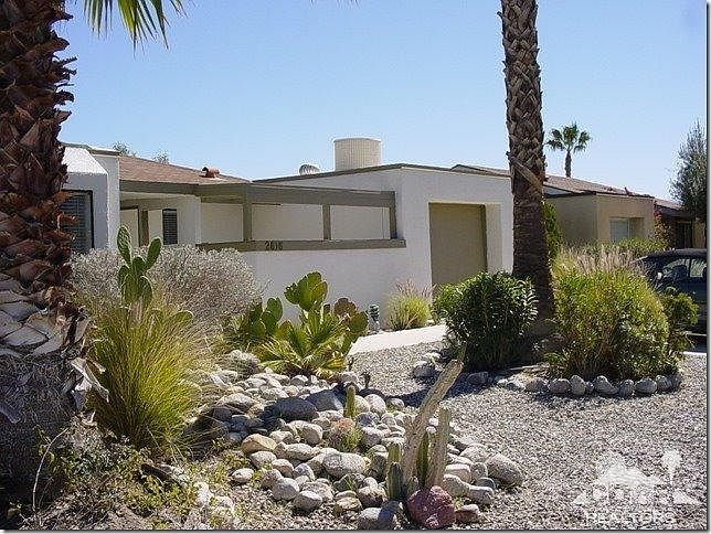 1st image of 2616 N Aurora Dr