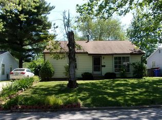 36 Ridgecrest Dr, Decatur, IL 62521