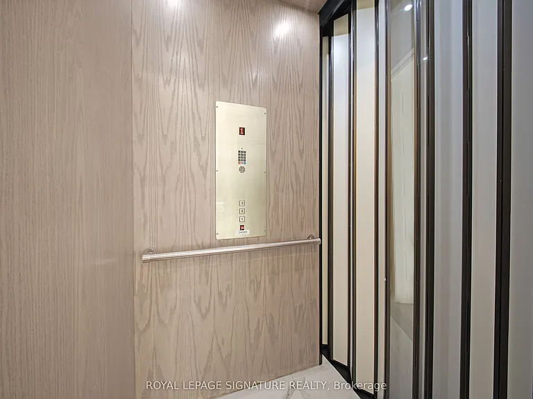 3736 Mangusta Ct — Photo 10