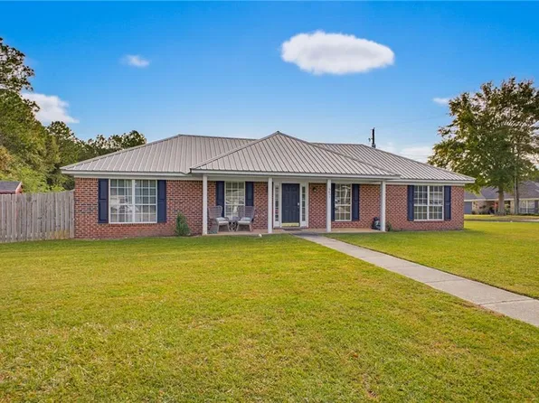 6855 Red Cedar Dr, Theodore, AL 36582