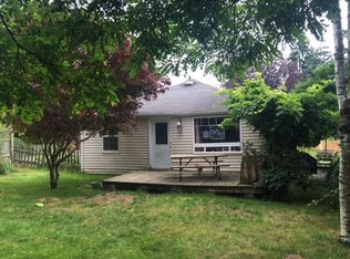 18036 5th Ave NE, Seattle, WA 98155