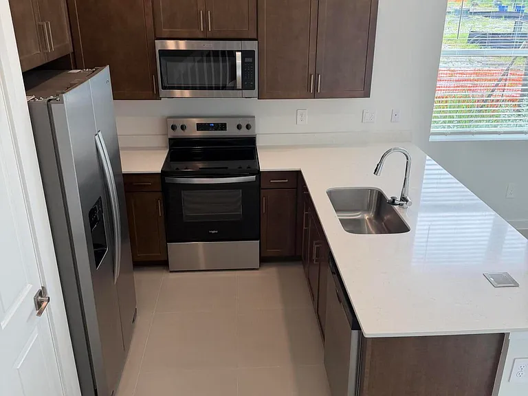 147 Lakeside Landing Ct — Photo 5