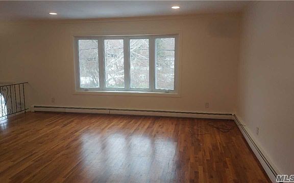 5th image of 48 Trescott St
