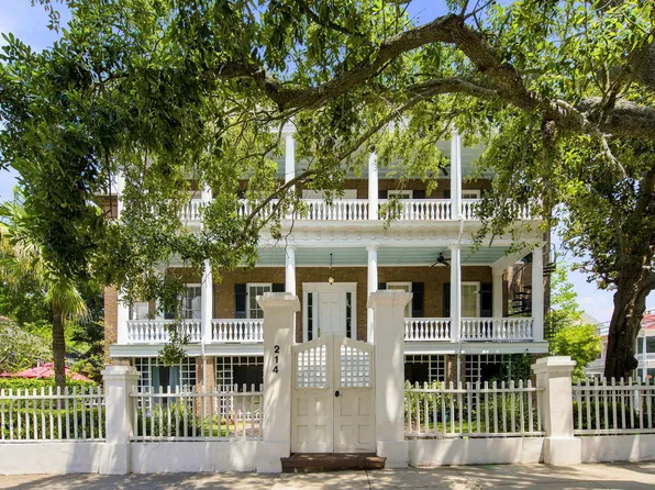 214 Calhoun St APT 5, Charleston, SC 29401