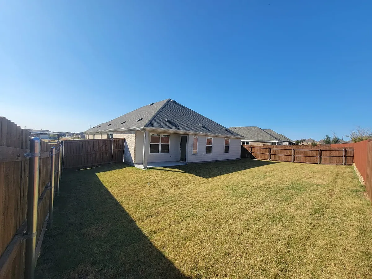 Building Photo - 1614 Red Acre Trl