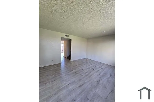 Building Photo - 3338 E Sierra Madre Ave #F
