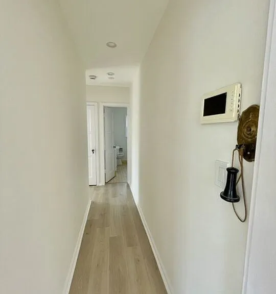 1600 N Martel Ave #B — Photo 17