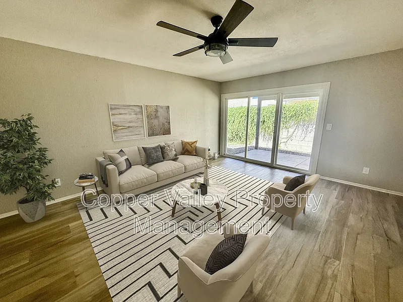 2 bed, 2.0 bath, 1086 sqft, $1,900 — Photo 2