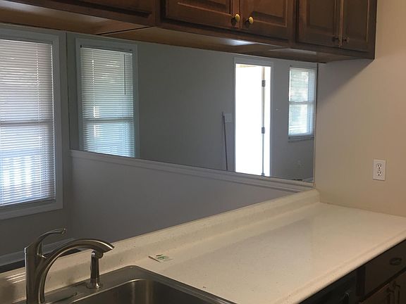 3rd image of 527 S Lincoln Ave Unit 206
