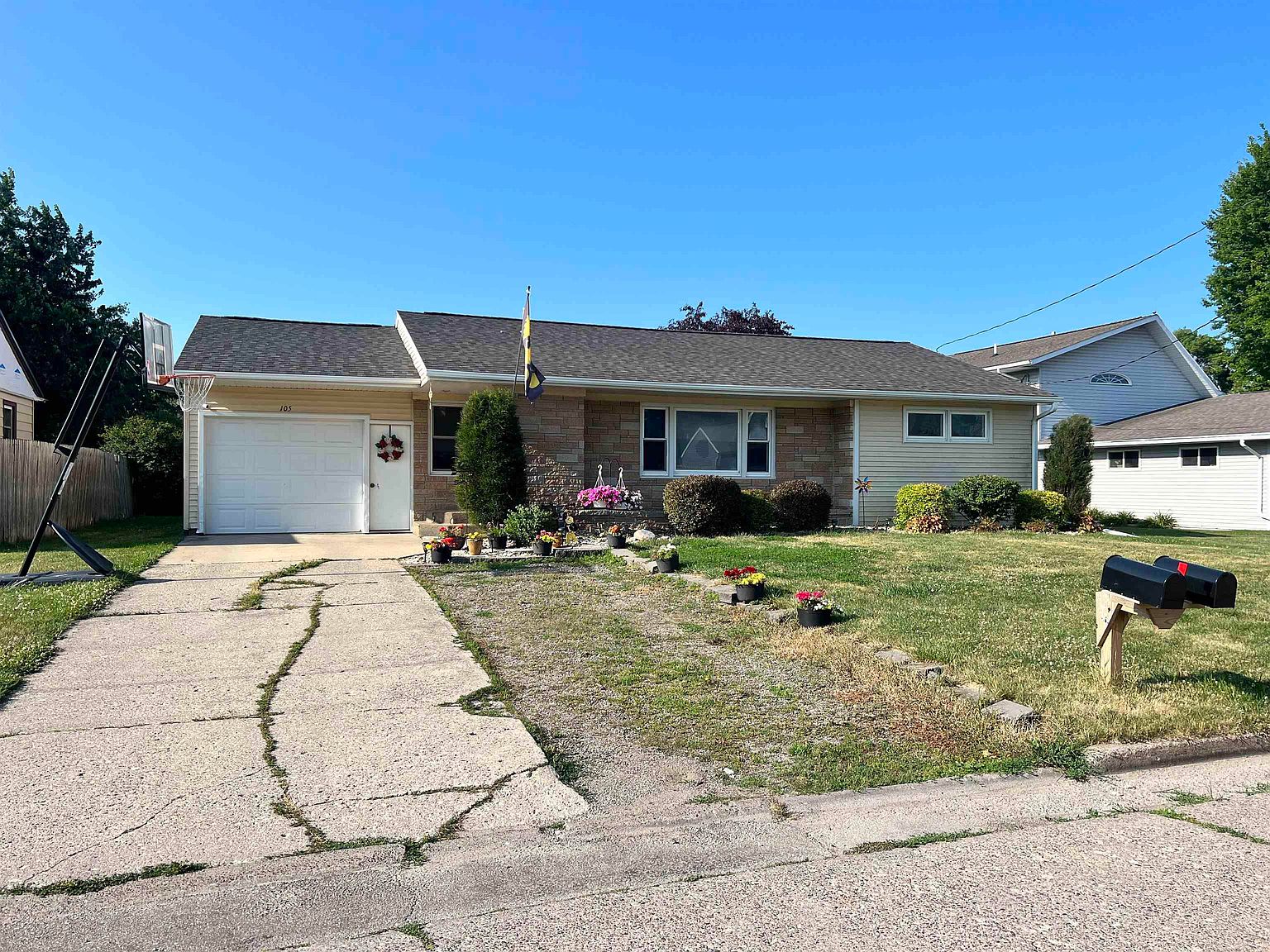 105 Kregel St, Monona, IA 52159 Zillow