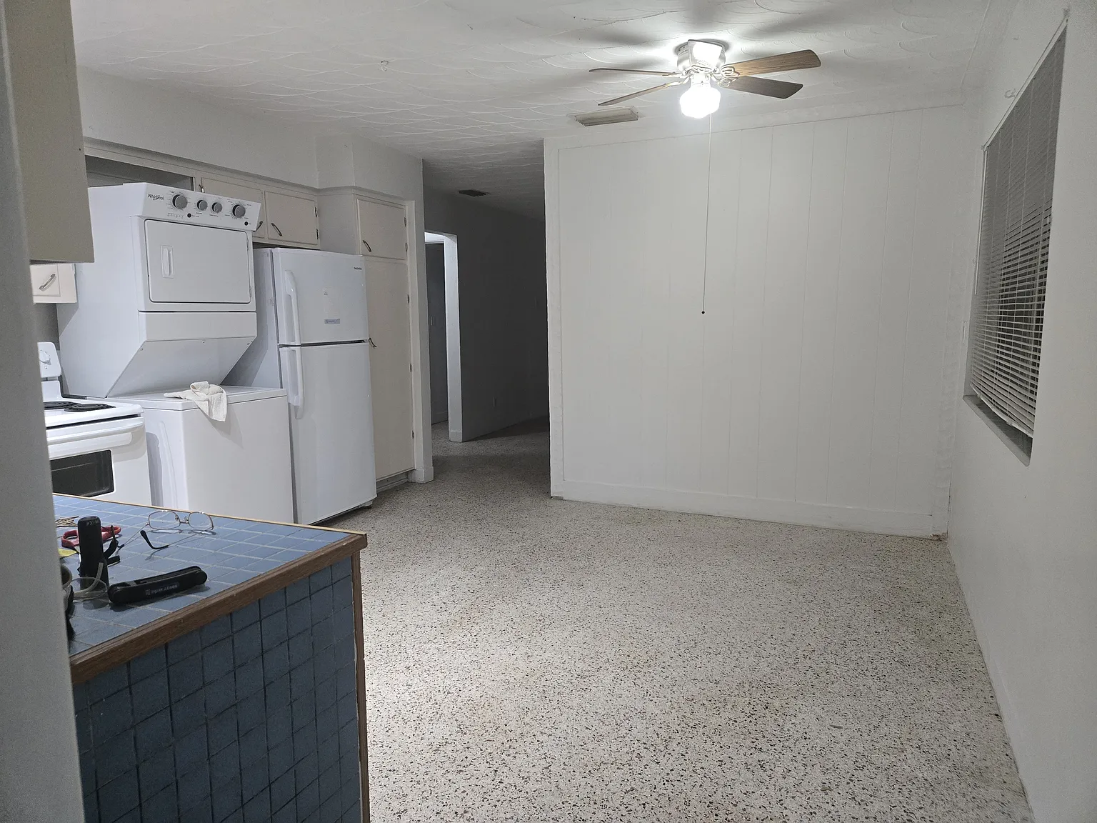 34 SW 7th St — Photo 3