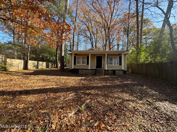 2232 W McDowell Rd, Jackson, MS 39204