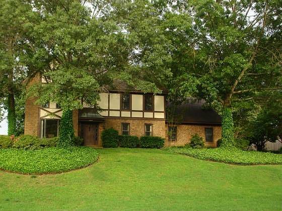 1st image of 2664 Fox Creek Dr