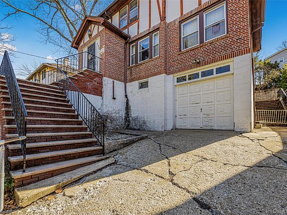 3rd image of 150 Rumsey Road