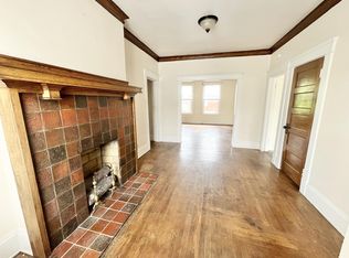 1612 1/2 Quarrier St, Charleston, WV 25311