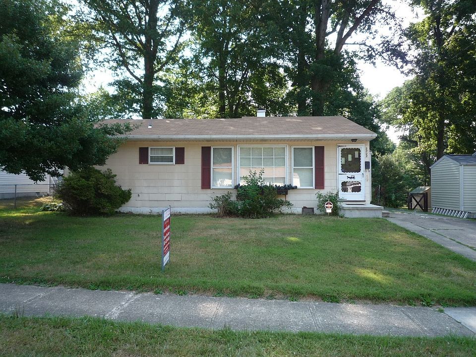 1st image of 2308 Hammond Pl