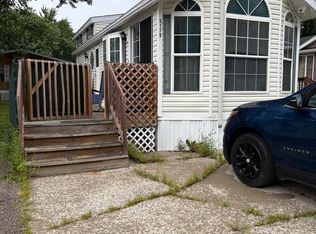 5178 Rhine Dr #34, Flint, MI 48507