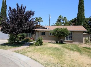 414 Reina Dr, Dinuba, CA 93618