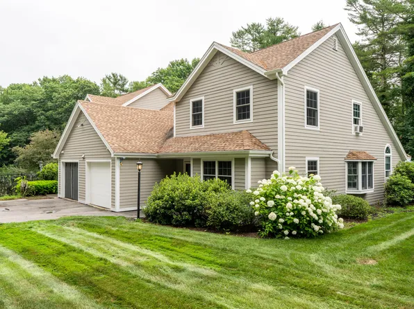24 Meadow Lane #24, Freeport, ME 04032