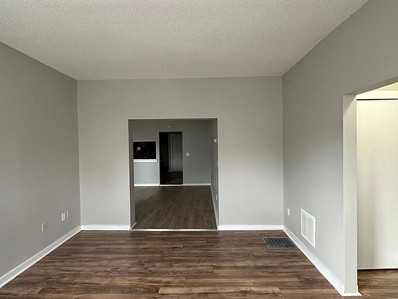 2nd image of 302 Greenwich Ave #A