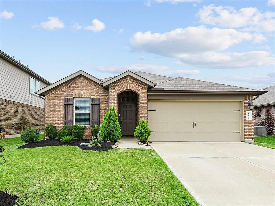 1st image of 29802 Breakwater Dr