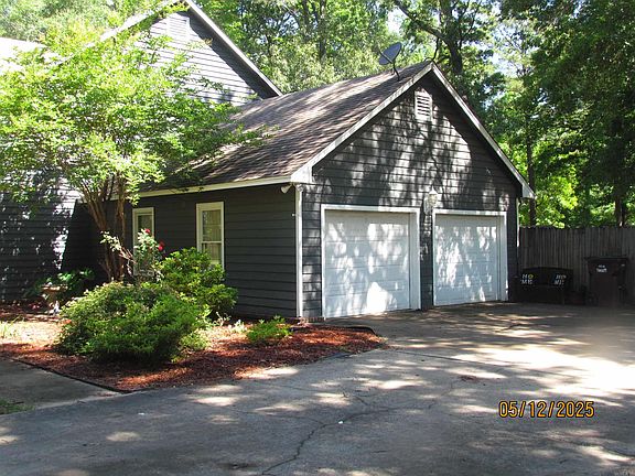4th image of 100 Brentwood Cir