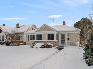 1217 North AVENUE, Sheboygan, WI 53083