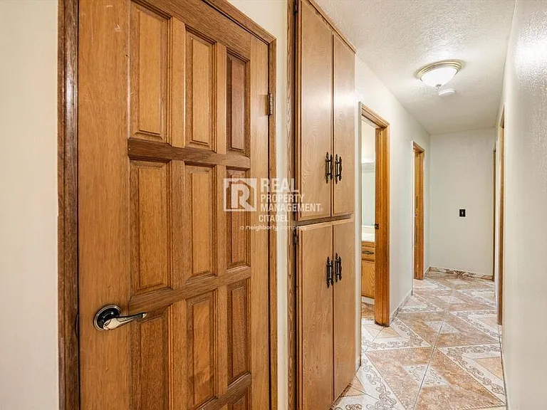 16653 Mallory Dr — Photo 12