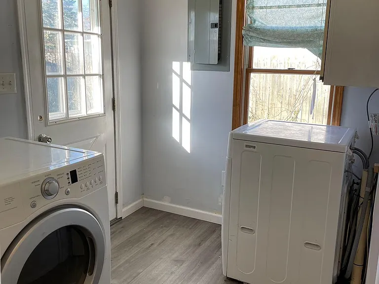 1811 Eastport Dr — Photo 30