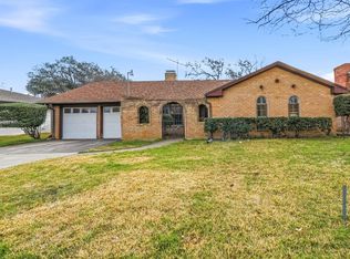 2903 Ashbury Dr, Arlington, TX