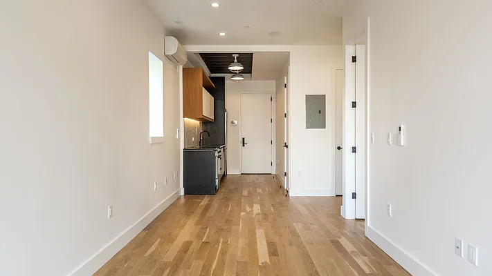 Rented by Nooklyn NYC LLC | media 60