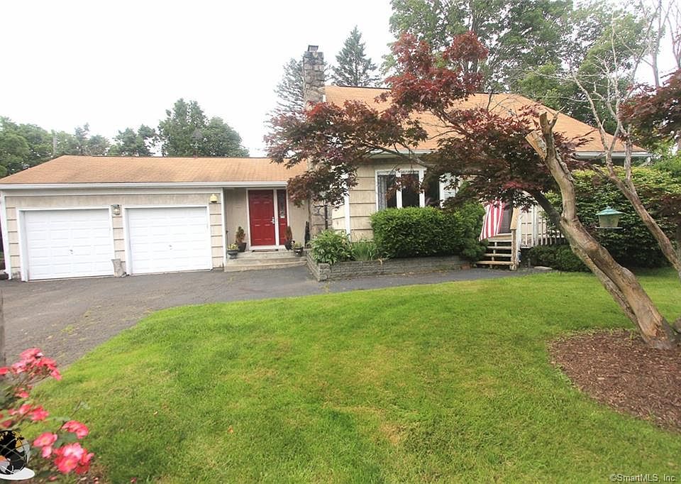 138 Gillotti Rd, New Fairfield, CT 06812 Zillow