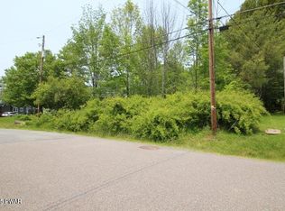 150 Windemere Ln, Lake Ariel, PA 18436