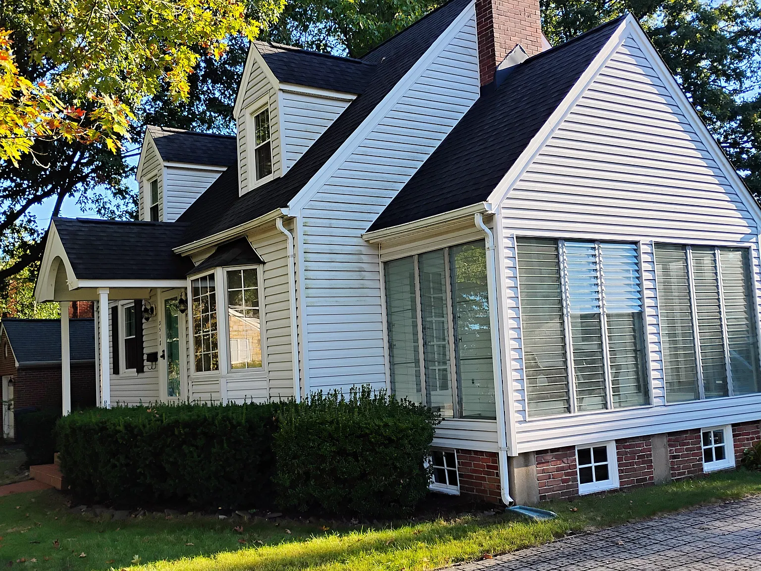 2 bed, 1.5 bath, 1080 sqft, $3,000 — Photo 2