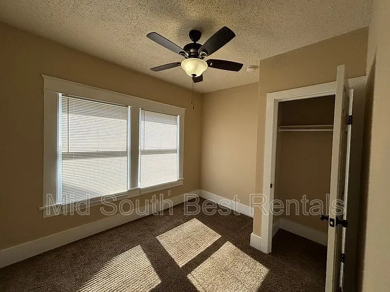 4202 Alma St — Photo 10