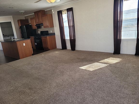 2nd image of 4914 Silver Gate Dr