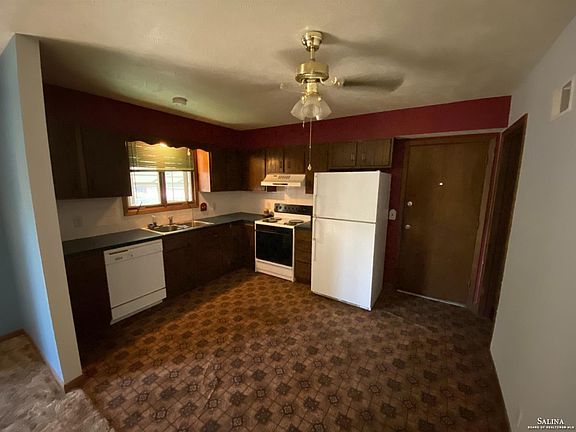 3rd image of 576 S Delaware Ave