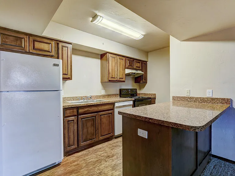 14415 N Pennsylvania Ave #B — Photo 6