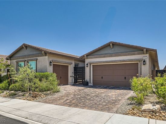 704 Webber Park St, Henderson, NV 89011