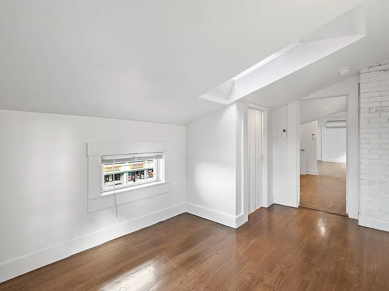 455 George St — Photo 26