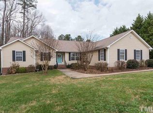 6102 Valentine St, Zebulon, NC 27597