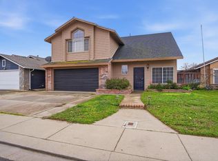 416 Ramsey Dr, Modesto, CA 95356