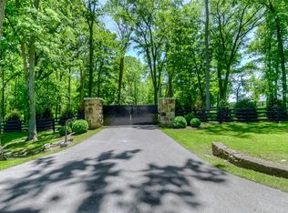 2308 N Middletown Rd, Paris, KY 40361