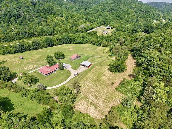 62nd image of 161 Fowler Rd