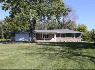 N2382 Maloney Rd, Kaukauna, WI 54130