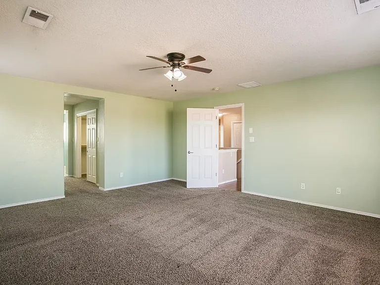 970 Carnival Ct NW — Photo 44