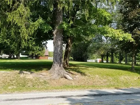 3764 37th Street Ext, Beaver Falls, PA 15010